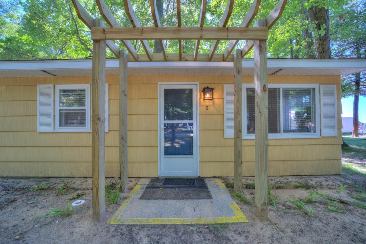 Scenic Drive Resort Muskegon Luaran gambar